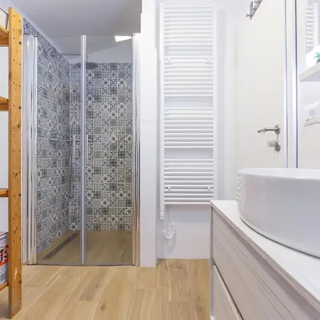 Apartment Lucija *